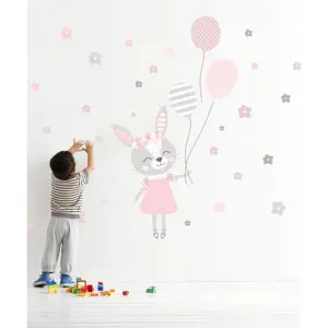 Produkt Nálepka na zeď pro holčičku růžový zajíček s balony 92 x 55 cm