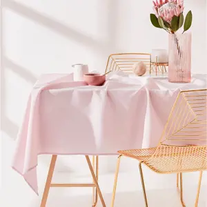 Ubrus na stůl v růžové barvě bez motivu 140 x 300 cm